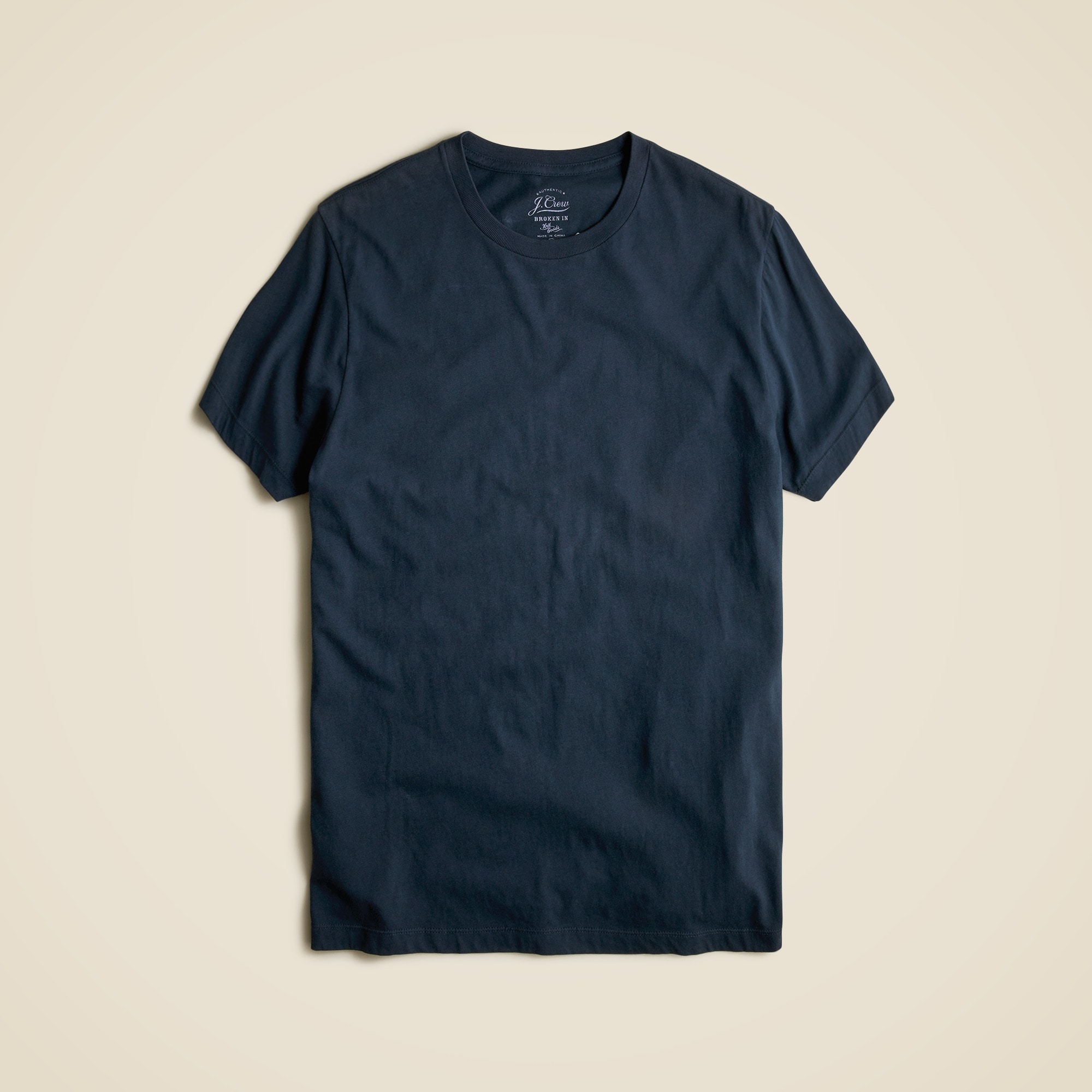 Broken-in short-sleeve T-shirt