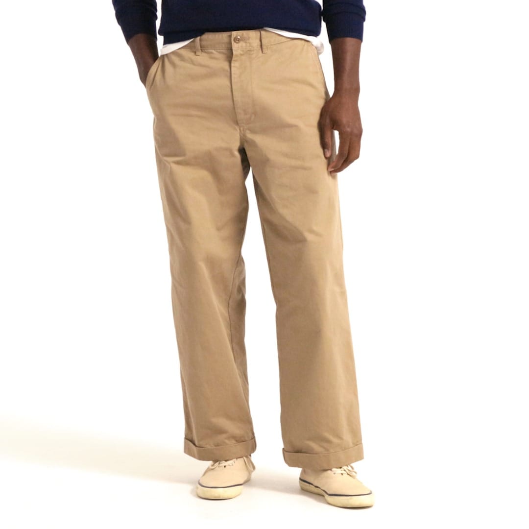 Giant-fit chino pant