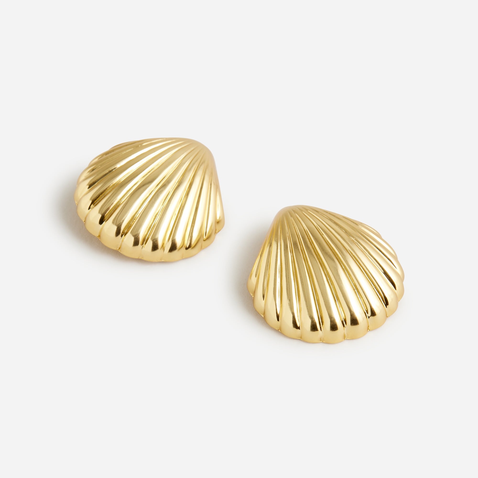  Metallic shell earrings