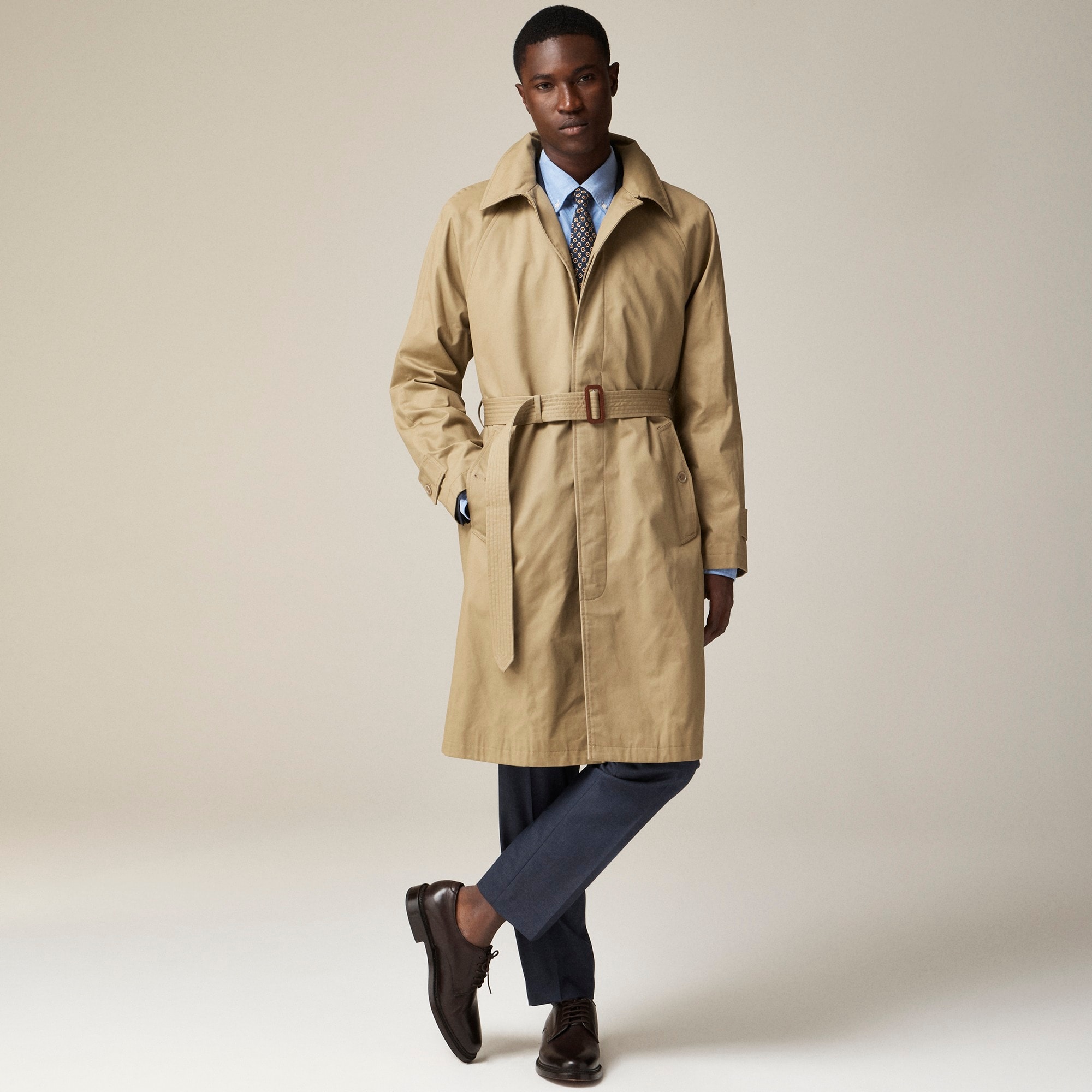 Ludlow trench coat in water-resistant cotton