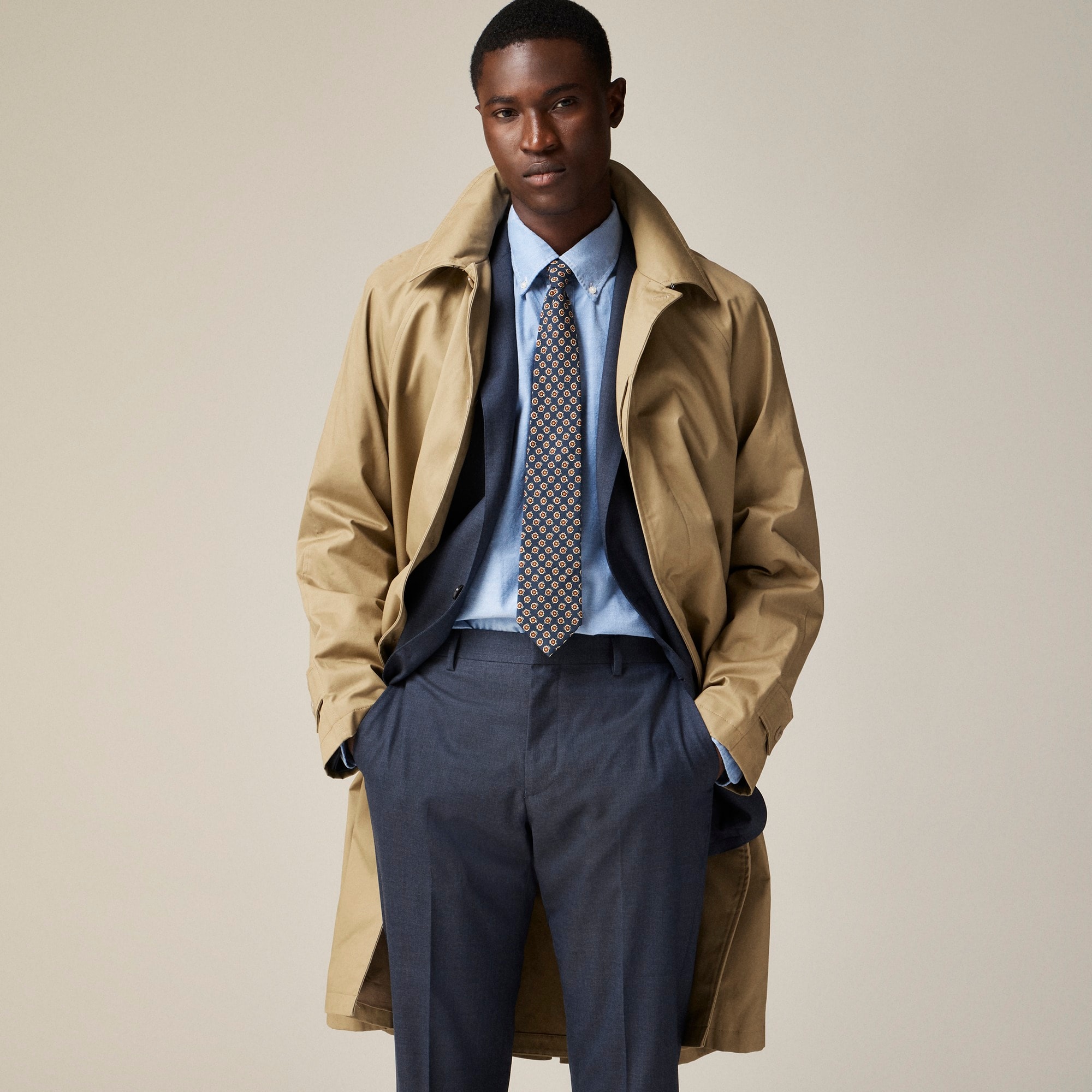 Ludlow trench coat in water-resistant cotton