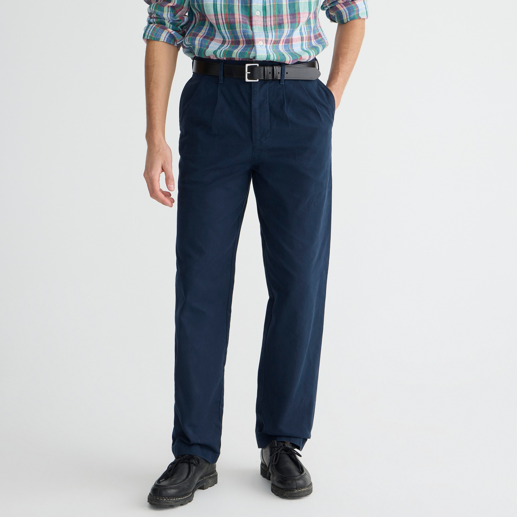 mens Classic double-pleated chino pant