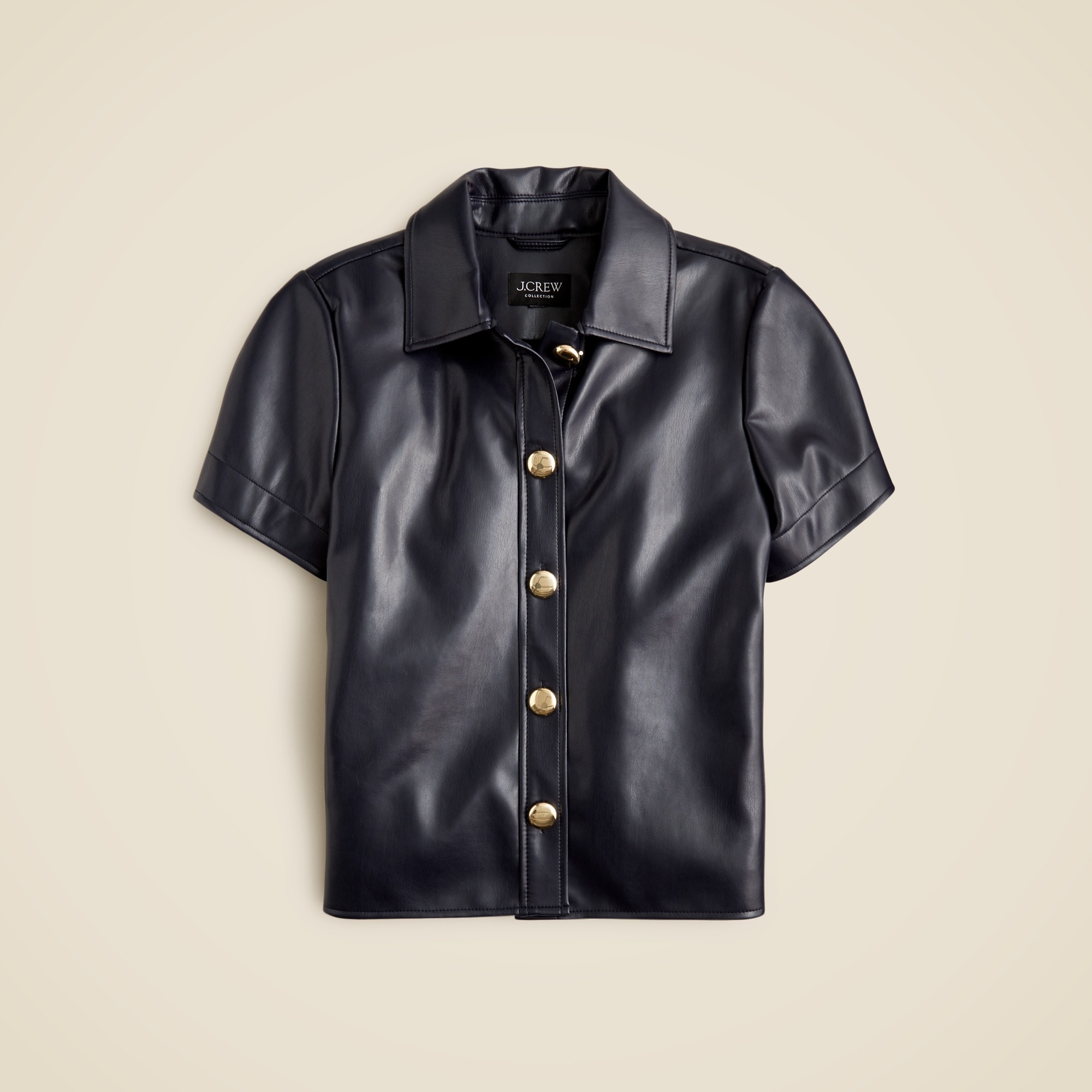  Collection gamine shirt with oversized buttons in faux leather